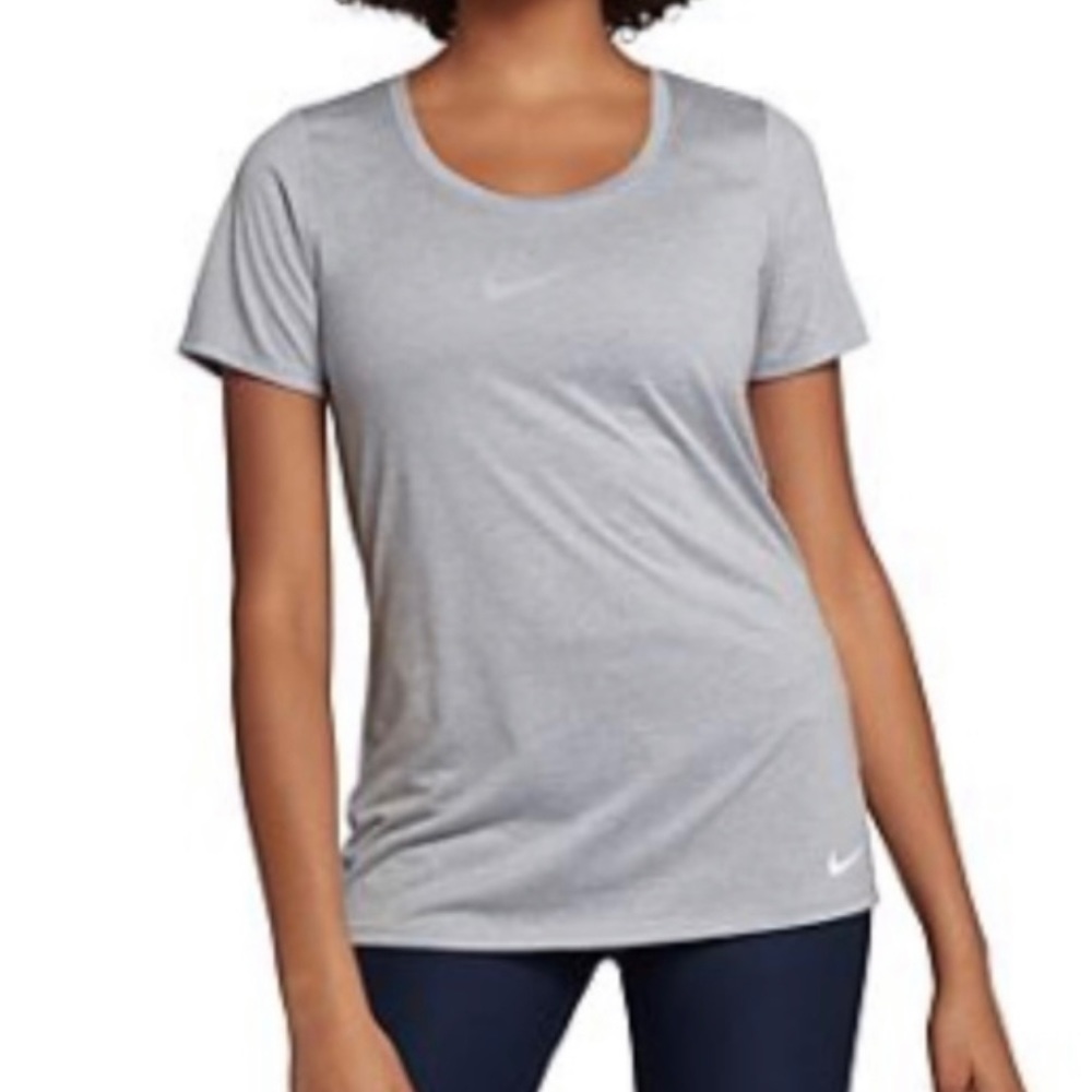 Nike Dri-Fit Dry Legend Scoop  T-Shirt